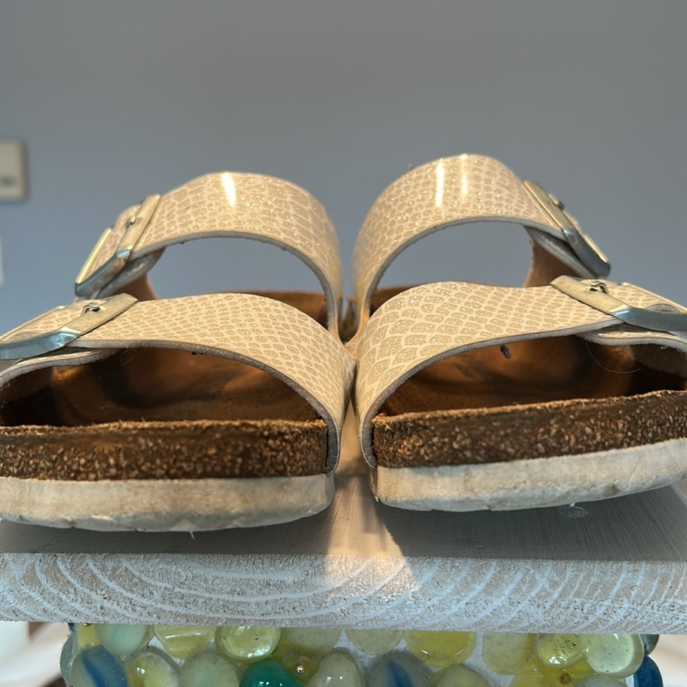 Birkenstock Arizona Sandals. Size 9-9.5 - Picture 7 of 14